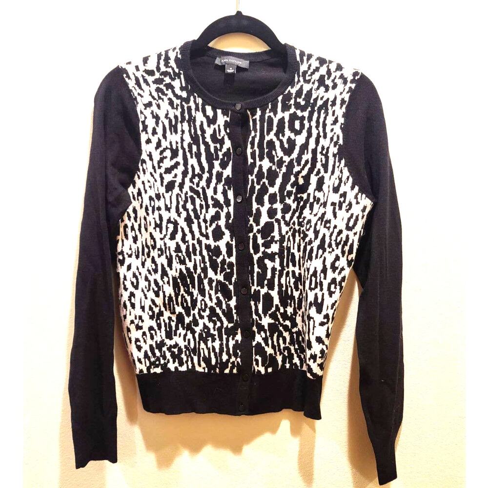 Ann Taylor black cream cardigan - small